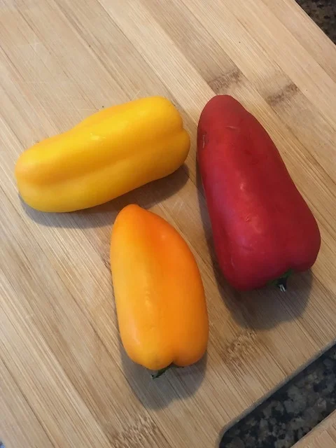 Rinse your peppers under your Brooklyn flaucet. yeah, flaunt your pronunciation of flaucet. 