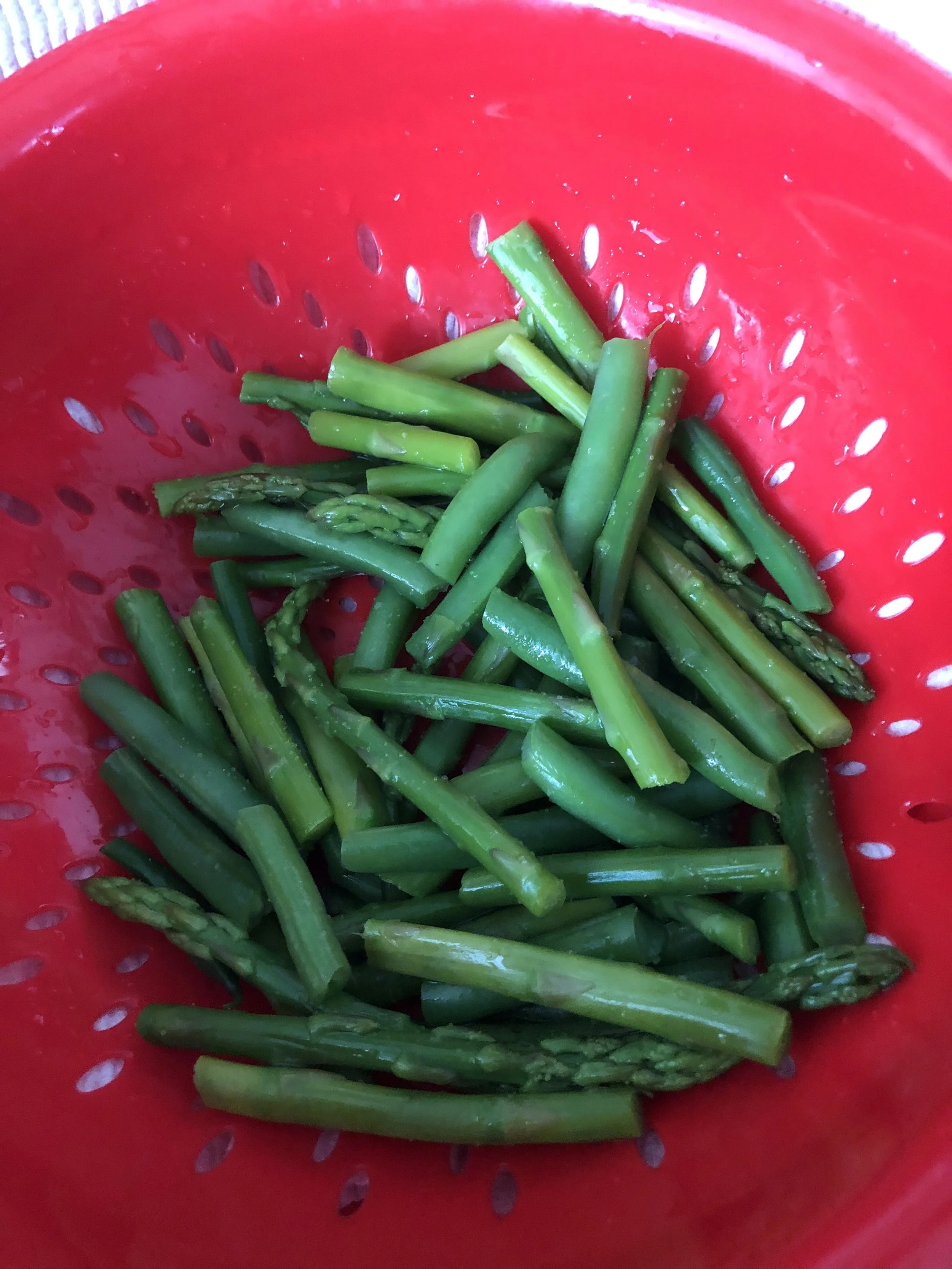 Set the green vegetables on your counter while you attend to your chicken.