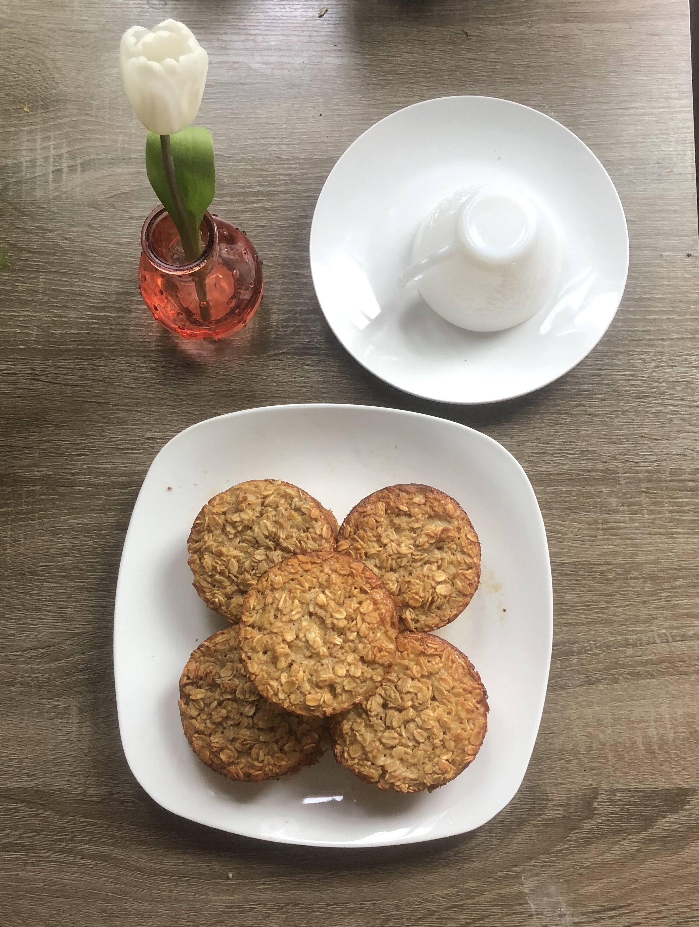 Flourless Banana Oat Muffins (Gluten free and still comforting!)