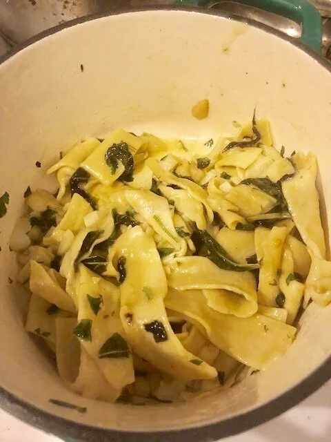 Add the raw pasta to the water and remove it from the pot when it rises to the top (it should be just shy of al dente). Add it and a cup fo pasta water to the dutch oven and cook until integrated.