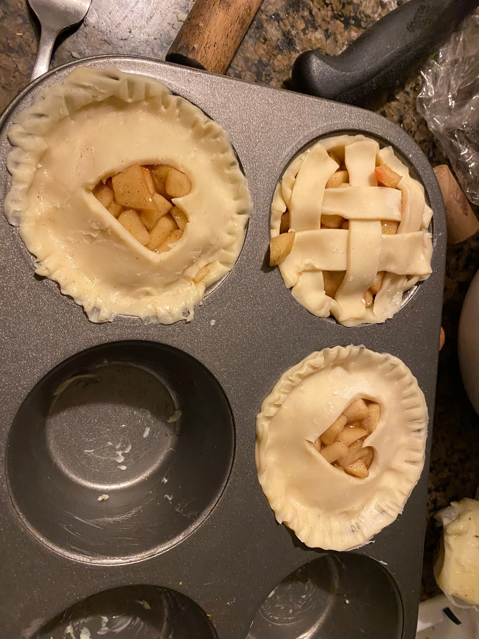 To make the top, roll out the remaining crust. To make tHe heart shape pictured above, cut out the top using a mug as a cookie cutter (you could also use a bisuit cutter) and take a cold sharp knife to trace a heart shape. Lift The dough off, remove…