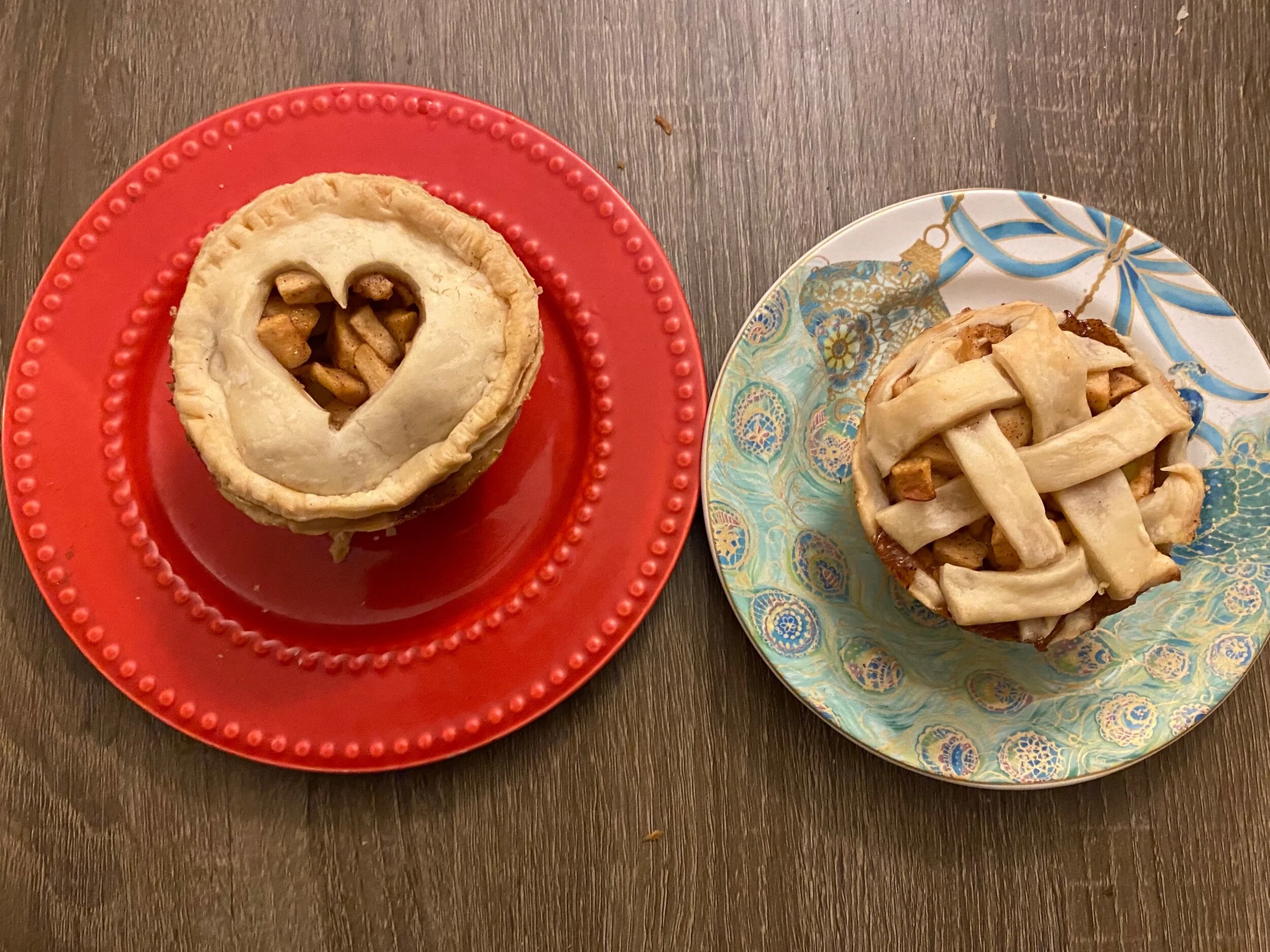 Apple Pies for 2 (miniature apple pies in mega muffin tin)