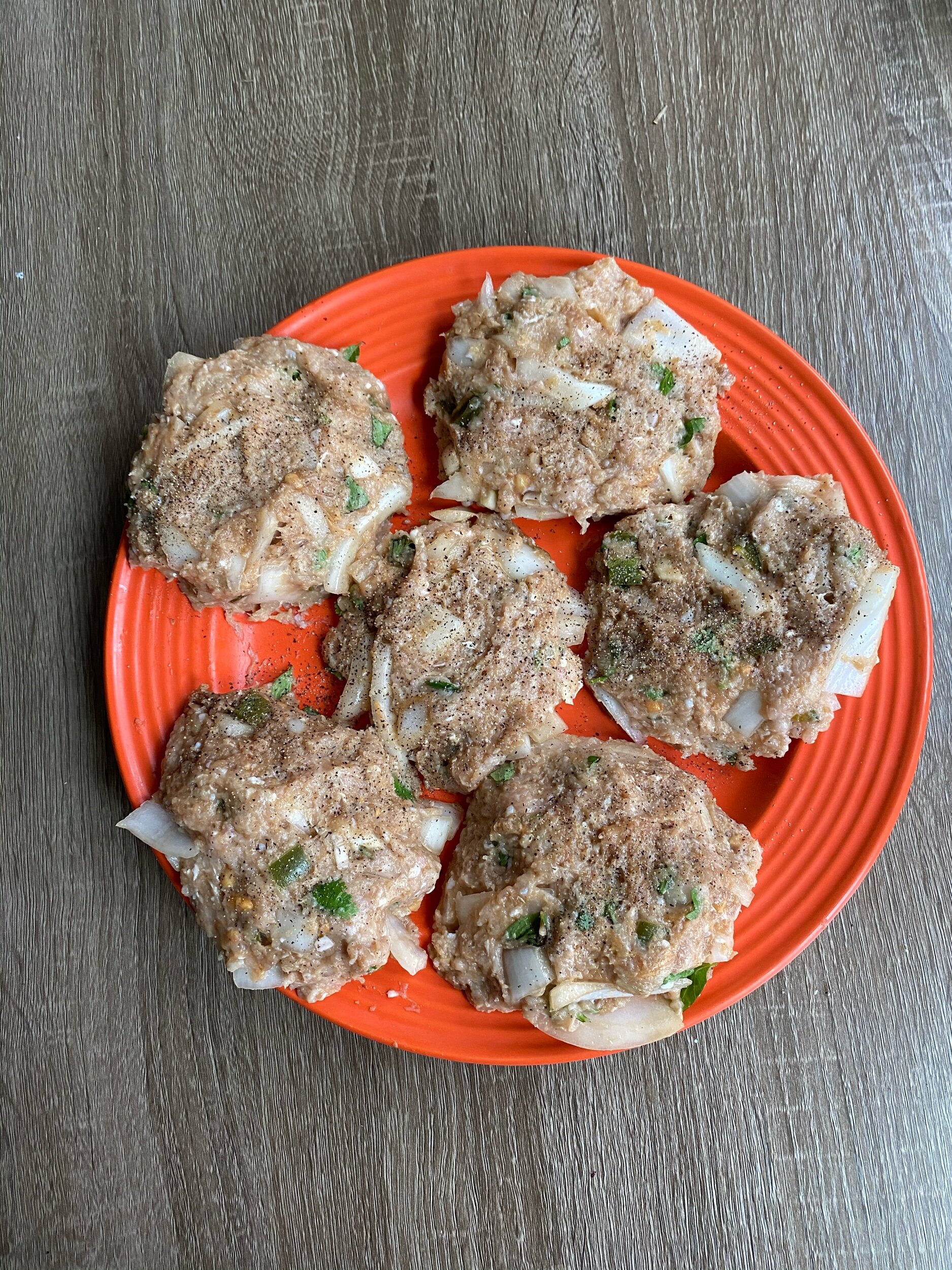 Form into 5- 6 burgers.