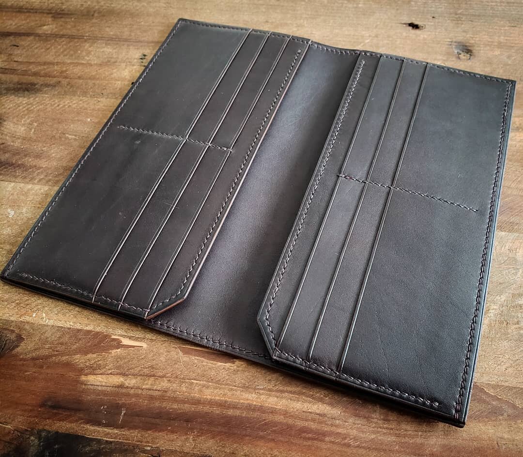 Long wallet interior. 
The best part of custom leather goods is how customizable everything is.  If my standard designs aren't exactly what you want or need,  I can make whatever adjustments necessary for you. 

#longwallet #interior #sleek #design #