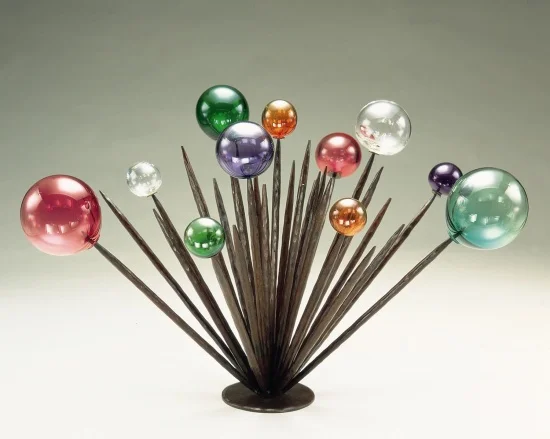 Bouquet Material: 20" x 28" x 30", Iron and Blown Glass