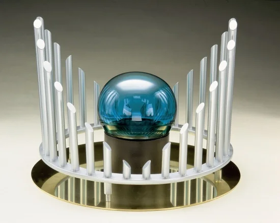 Fountainhead 14"x18"x18", Mat.: Steel, glass and brass