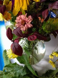 Floating Vase, 22 x 18, digital photo