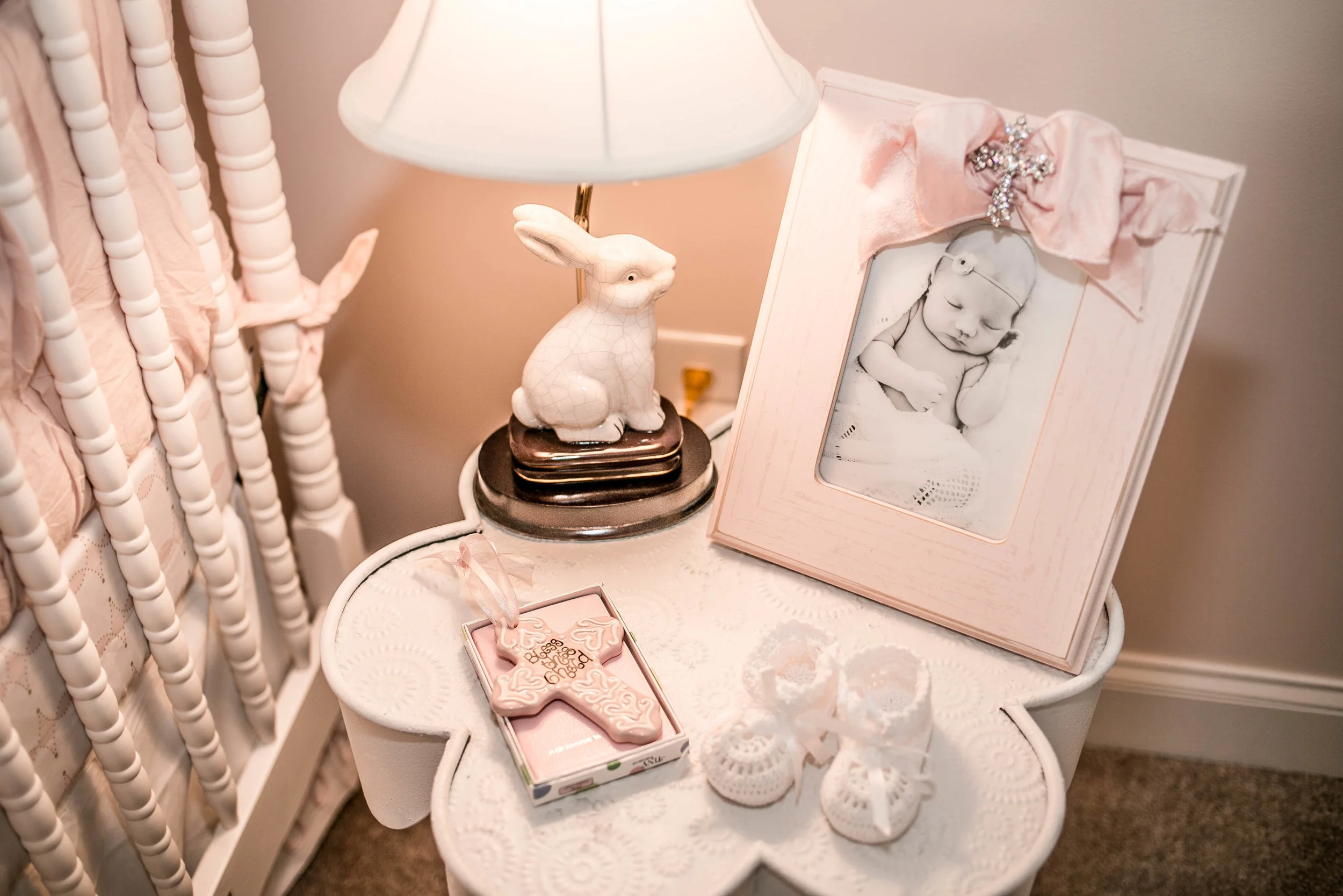 EllebrightDesigns.bunnynursery.details.bunnylamp.pink