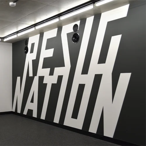 Acrylic wall paint on wall. 334 x 640 cm Courtesy of the artist and KANT, Copenhagen and Galerie Jahn, Munich. Lars Breuer RESIGNATION 2016
