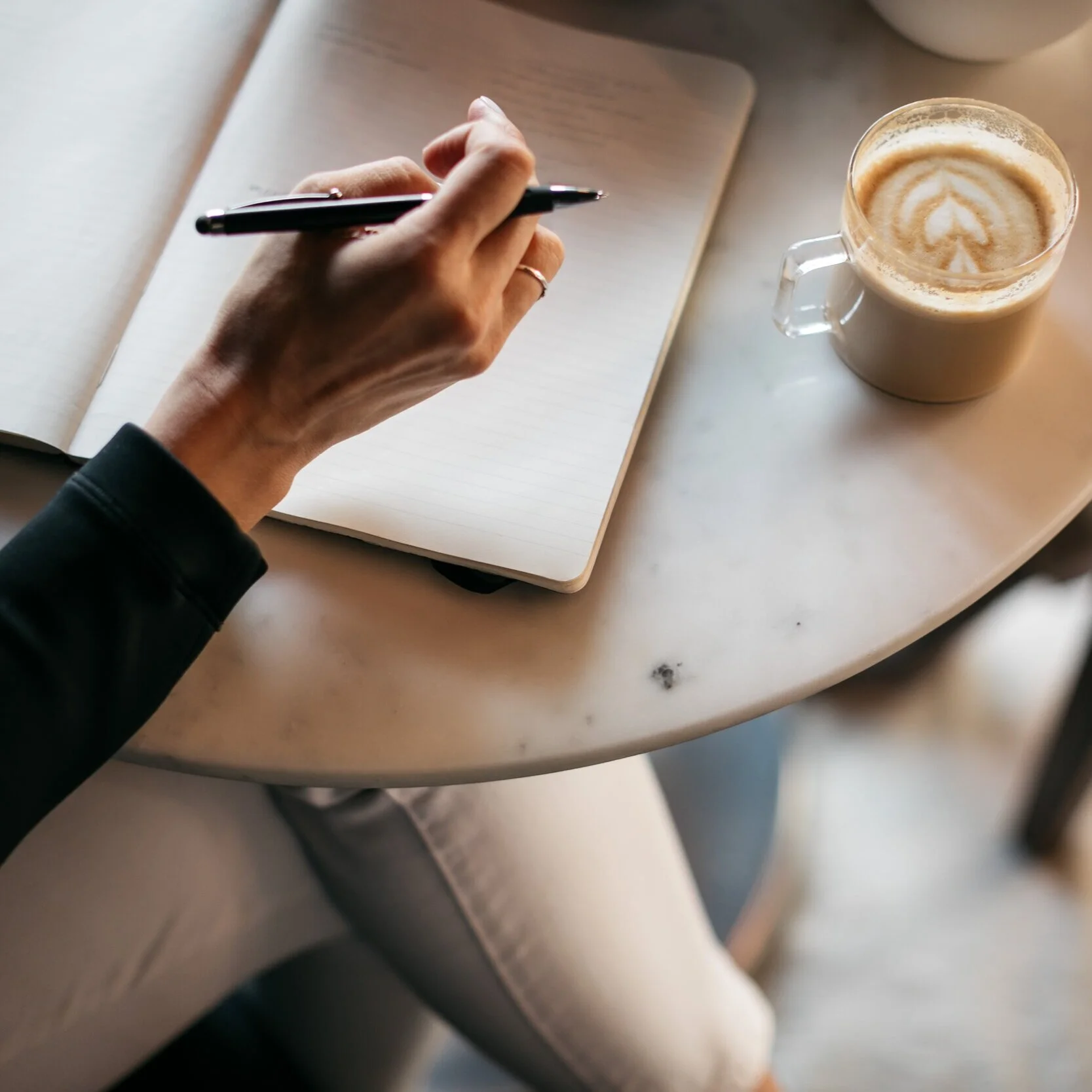 5 Reasons Why You Should Invest in Professional Copywriting Services For Your Company