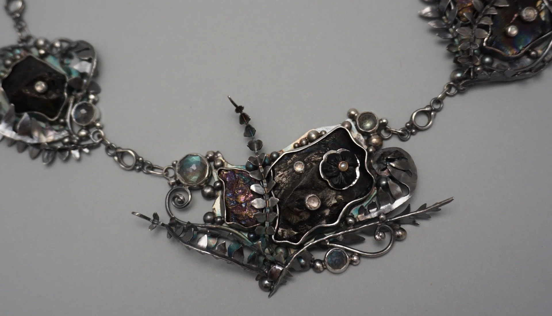 Anthropocene Era Mourning Collar