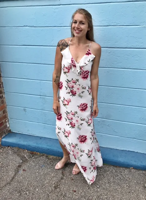 Pretty and Feminine Mom Style