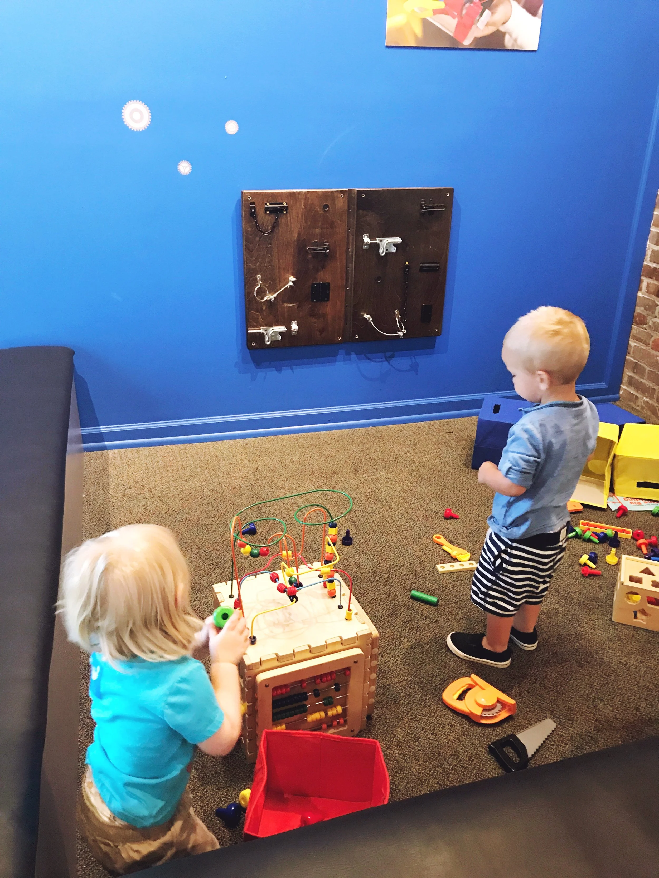 Things to Do with a Toddler when Traveling — Value Minded Mama