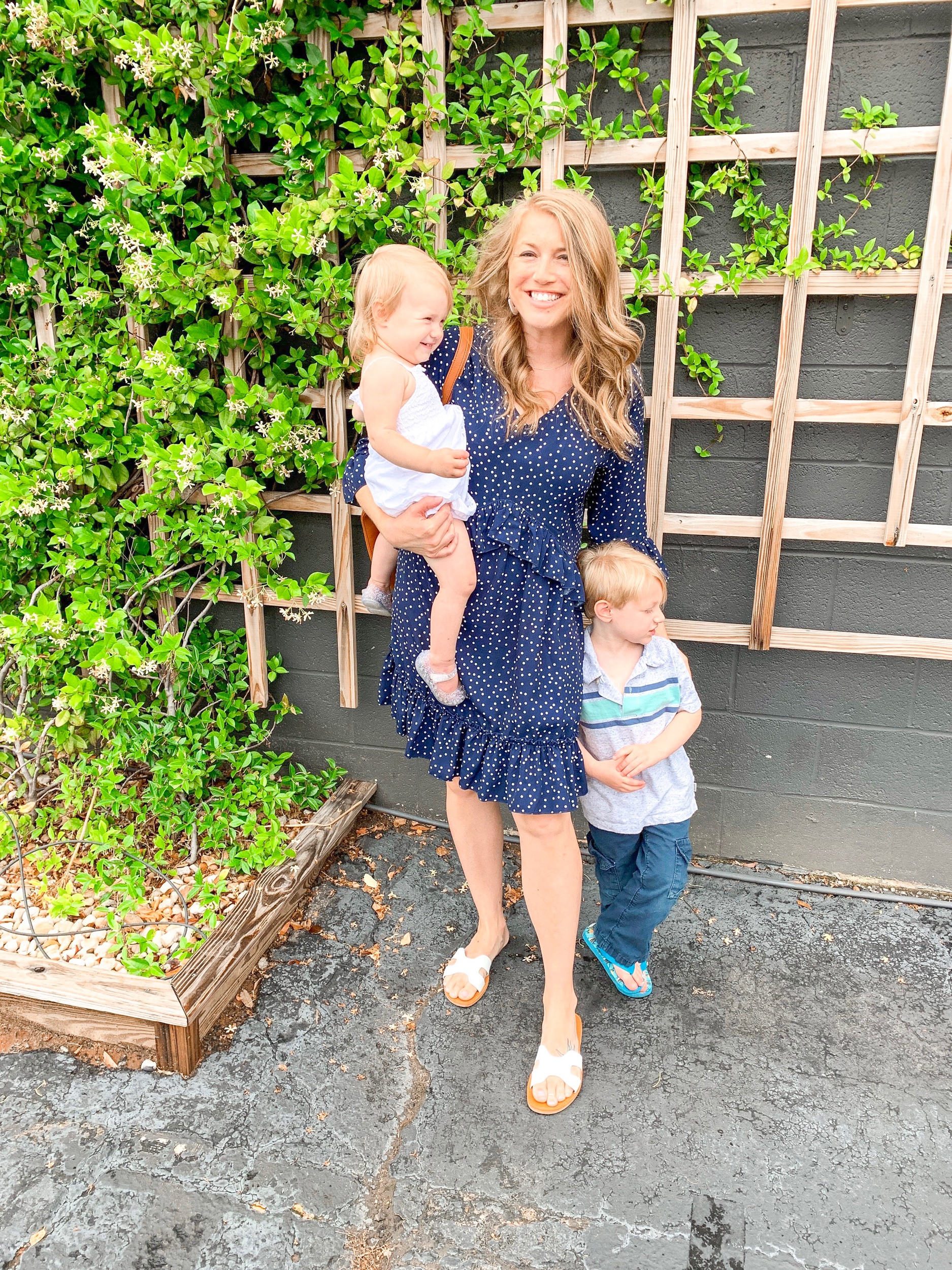 This navy layered ruffle dress is so cute and fun for summer!