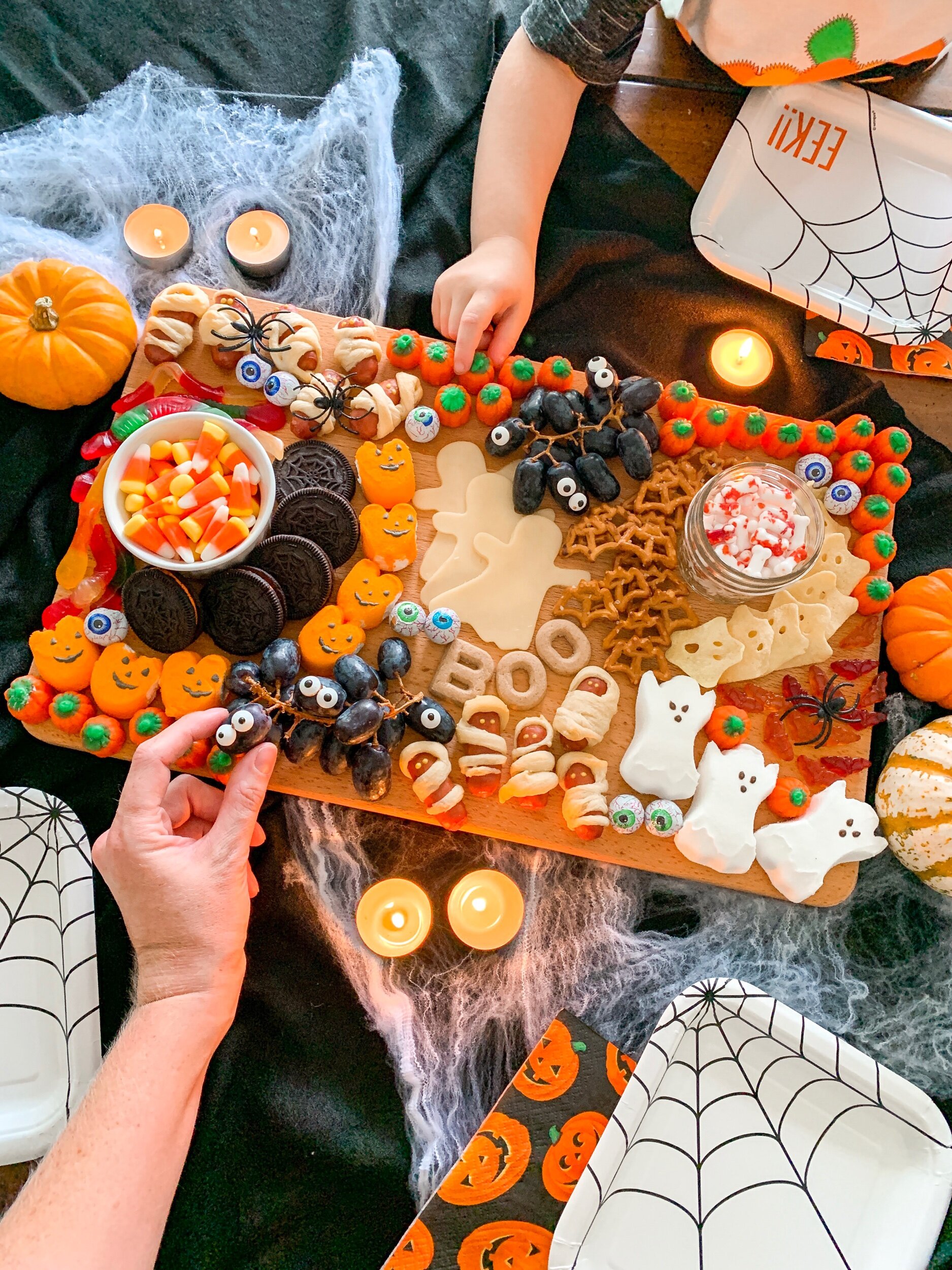 Our family loves charcuterie boards for lunch & dinner. This year, I’m starting a new tradition making them for every season and all the holidays!