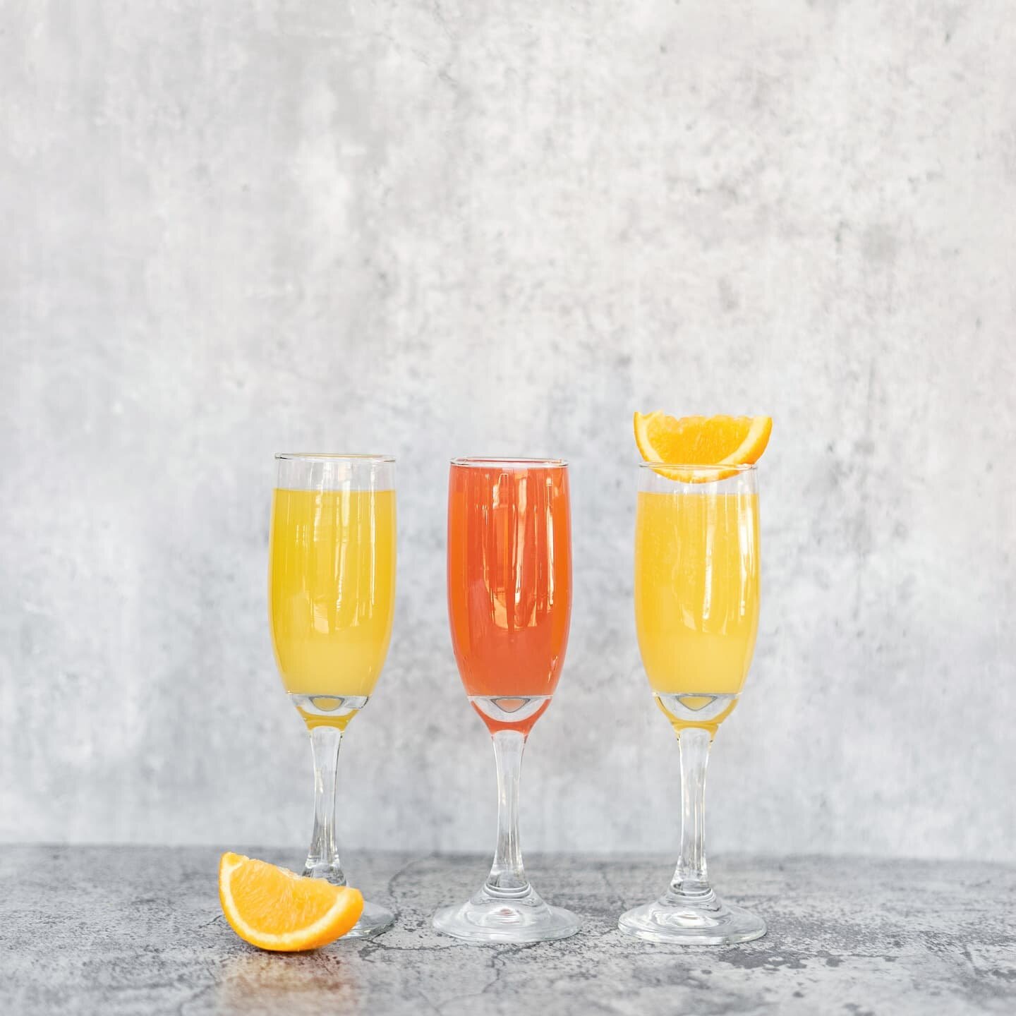 Did someone say mimosas? YOU HEARD IT. They are here for the weekend (Saturday and Sunday)! 

Serving with Orange Juice, Grapefruit, and Pineapple. Enjoy it fresh with your breakfast this weekend 🍍🥂🍊

#journeydowntown #journeydowntownmenu #weekend