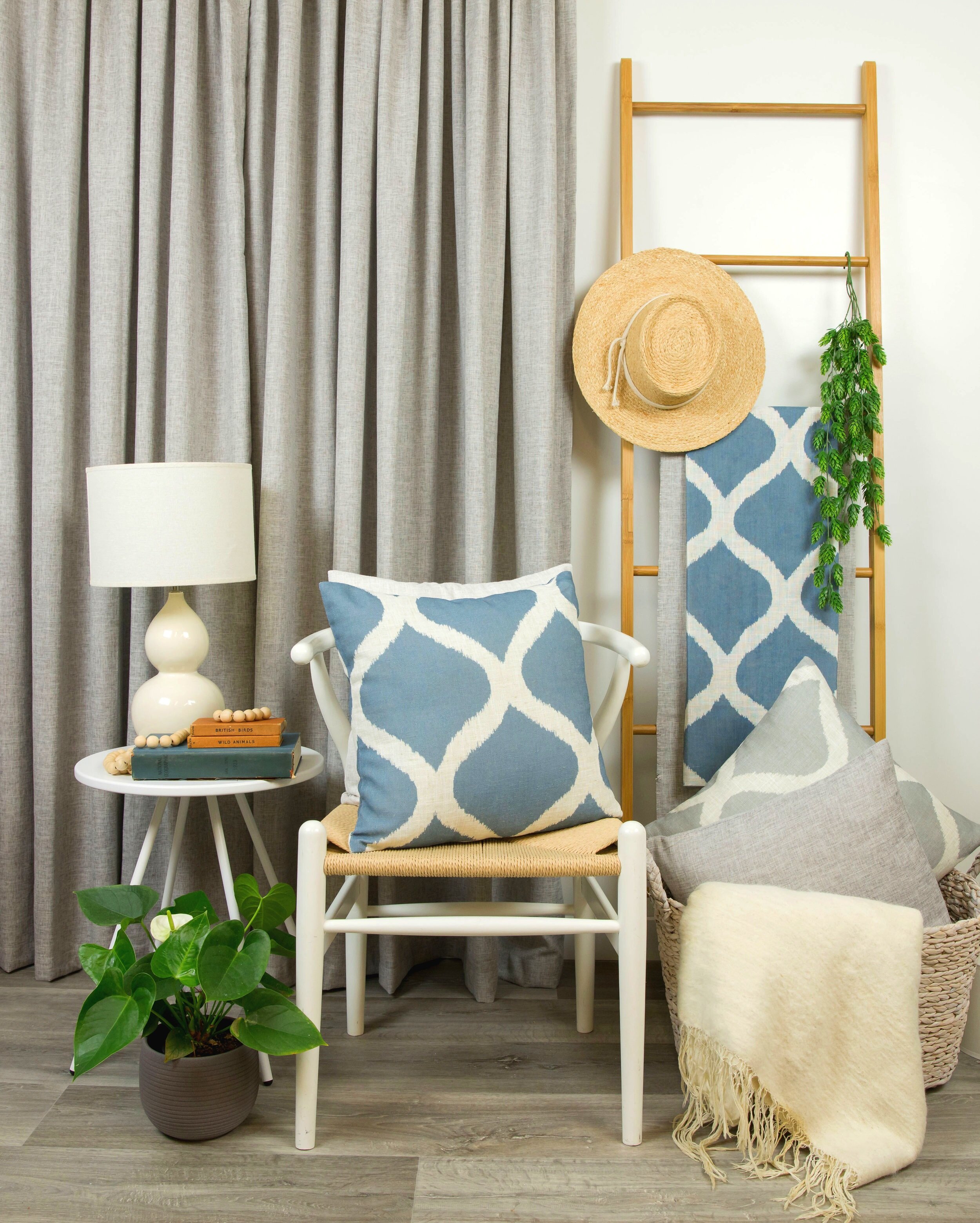 Aspen+and+Cushions.jpg