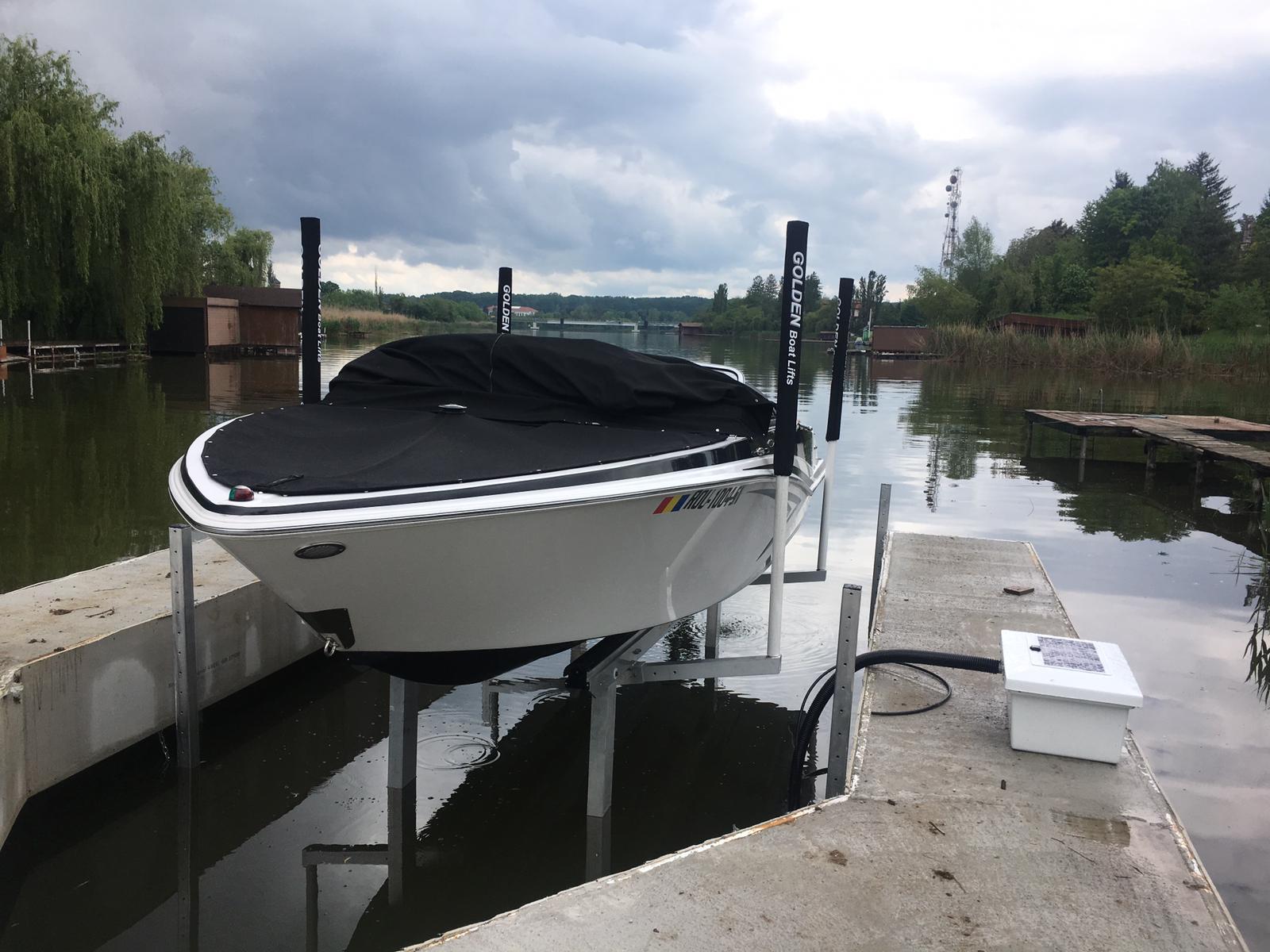 Tornado Boatlift