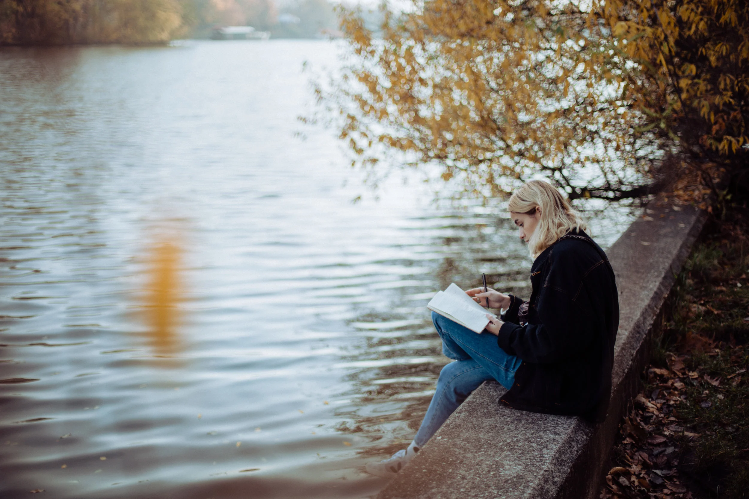 “Berlin is surrounded by so much land and so many forests and lakes. The fact that I can just get out there for an afternoon gives me the peace and quiet I need to recharge my batteries and regain my energy. New songs come with new energy.”