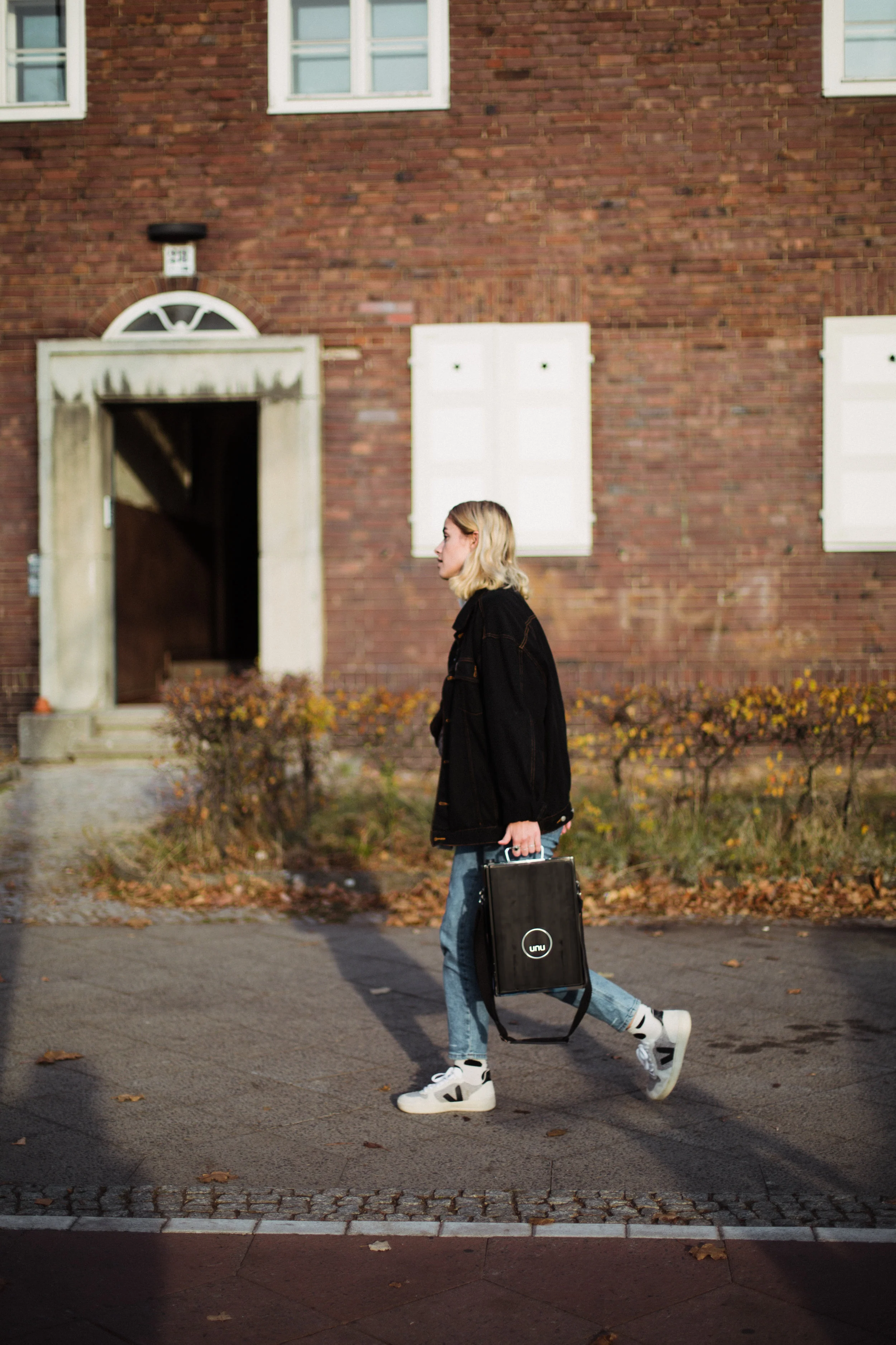 move-forward-unu-scooter-mogli-16.jpg