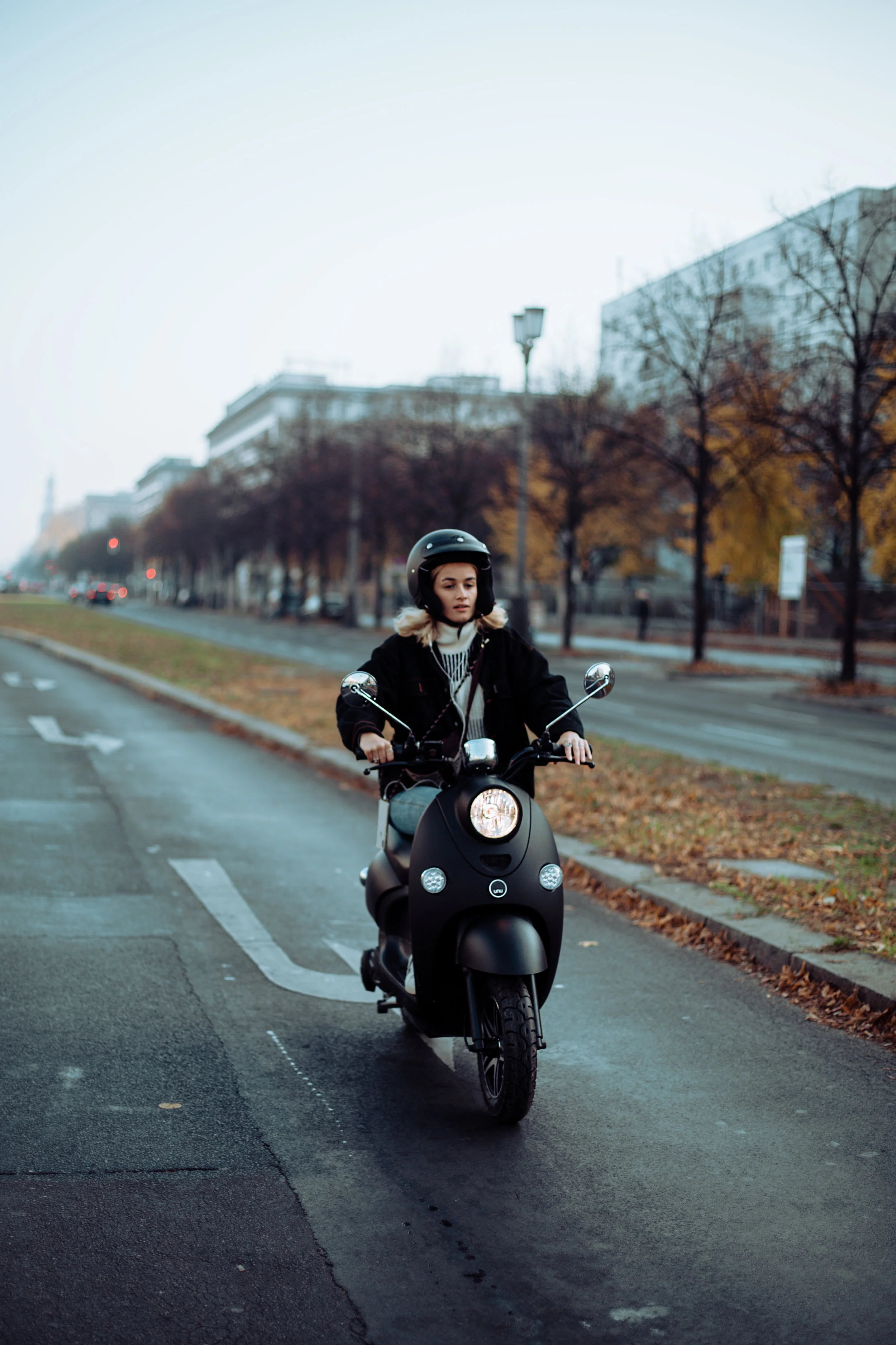 move-forward-unu-scooter-mogli-06.jpg