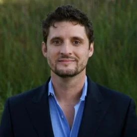 HeadShotDrew_DSC4287.jpg