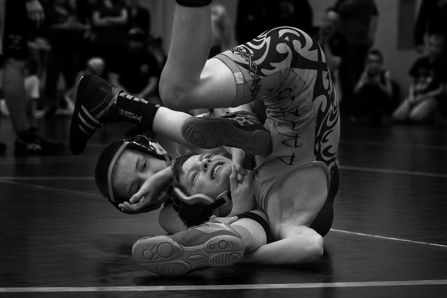 Kids wrestling Headlock Ryley.jpg