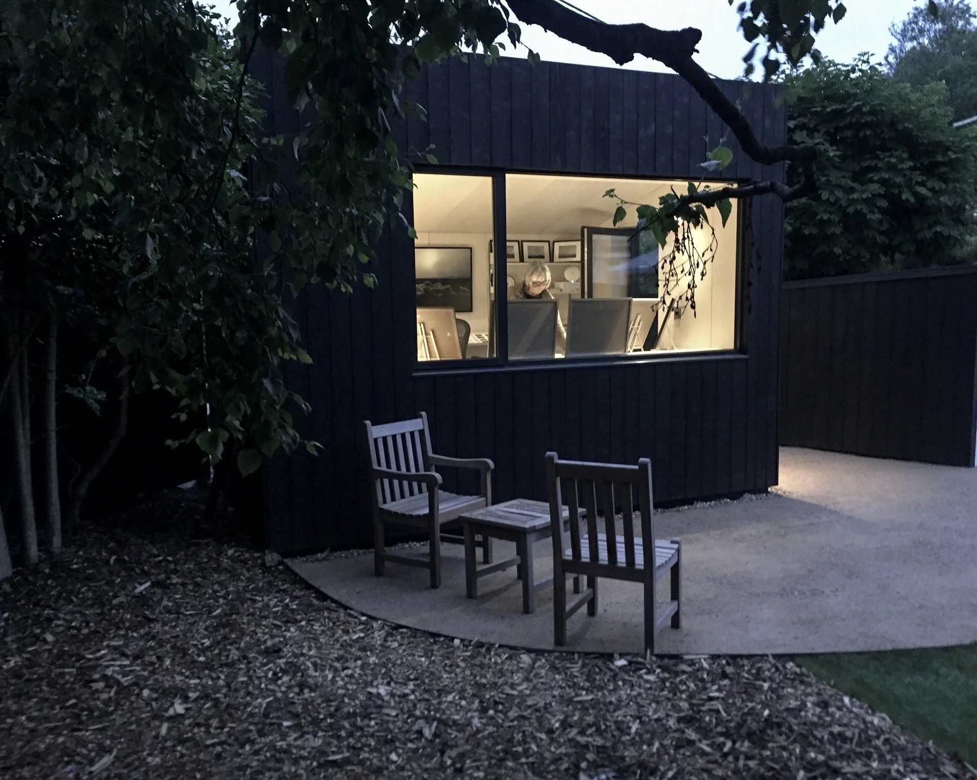 Koto Work Cabin in garden