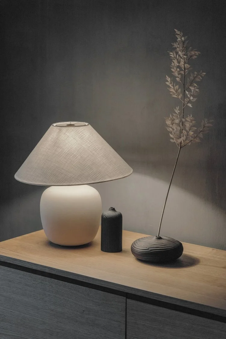 Koto Living lamp and side table