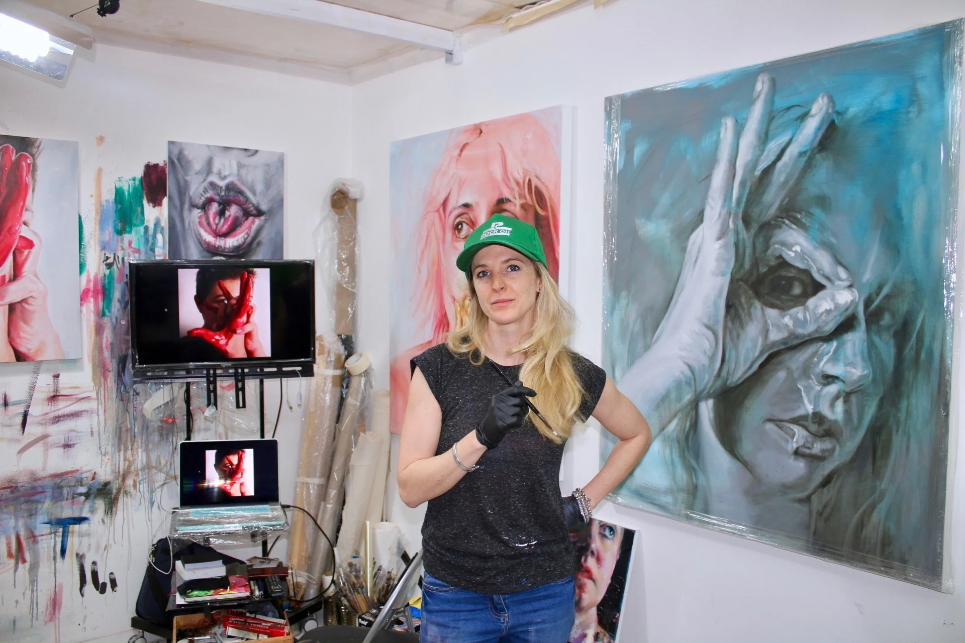 Artist Interview with Emma-Leone Palmer