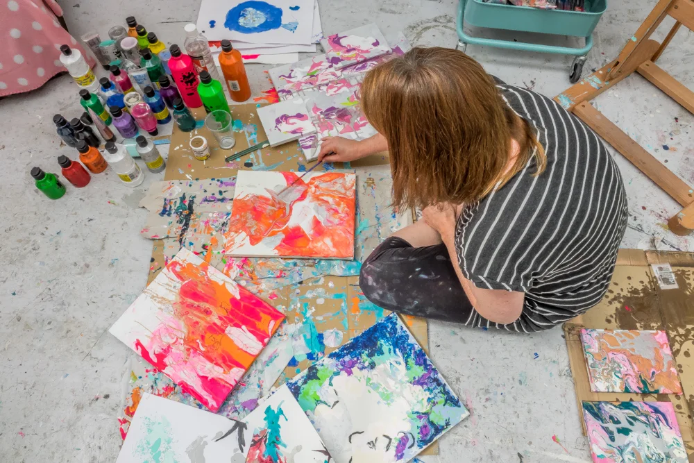 Artist Interview with Heather Hodge
