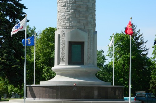 Veterans-Memorial-Tower-03.jpg