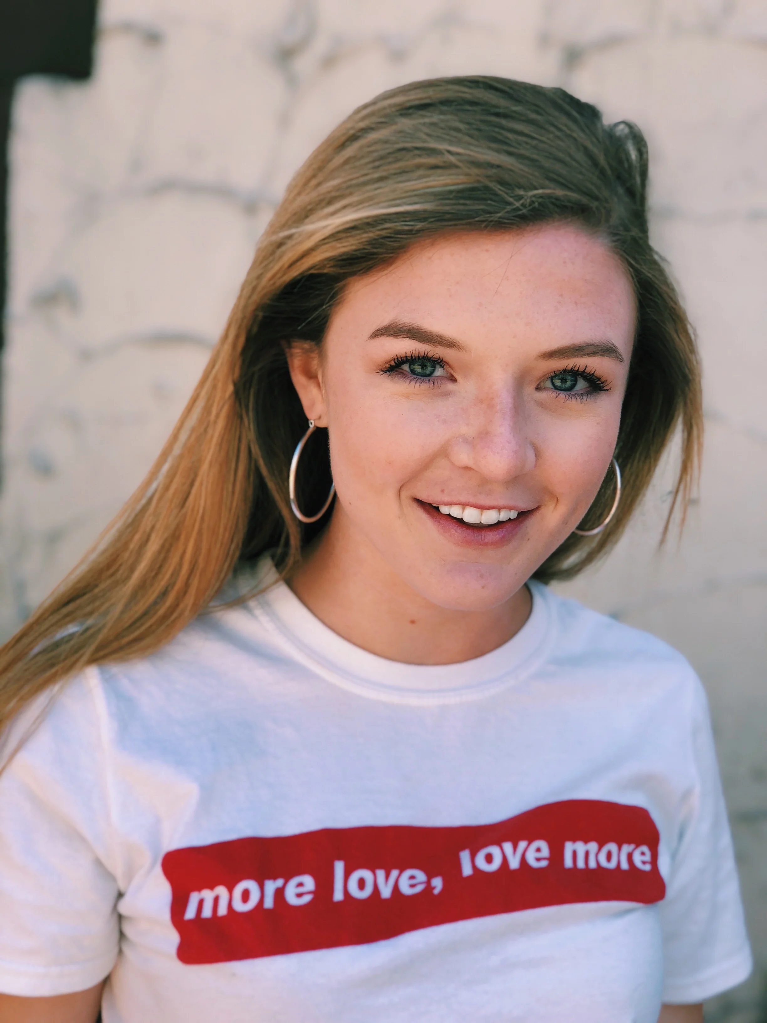 Cara is a junior double majoring in Molecular and Cellular Biology and Spanish