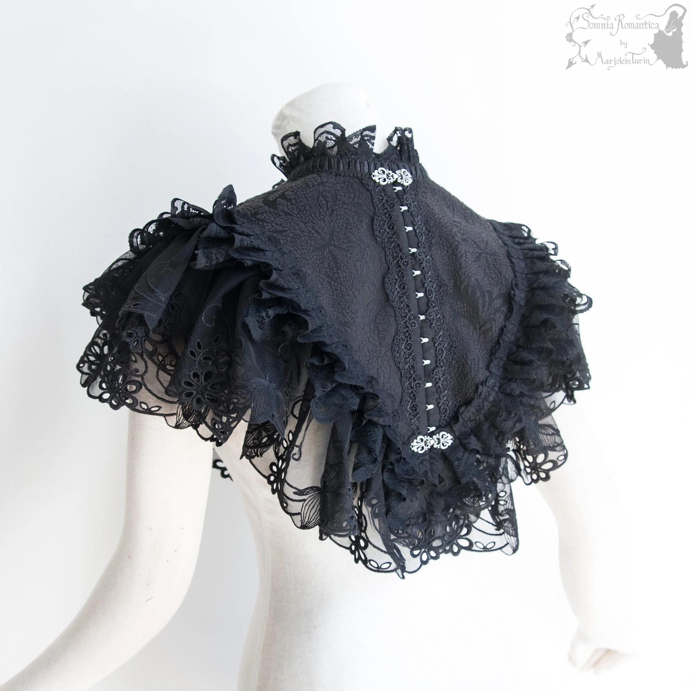 2510COMBK38-somnia-romantica-marjoleinn-turin-2025-10-okt-03-31.jpg