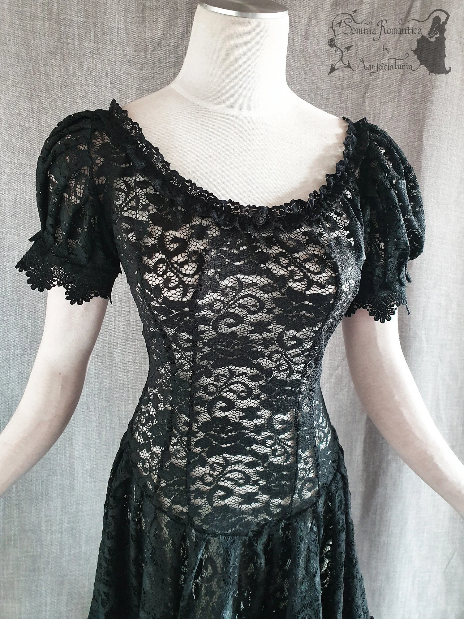 A1909DRMBKkant37-39-somnia-romantica-marjolein-turin-2019-09-sep-front-close.jpg