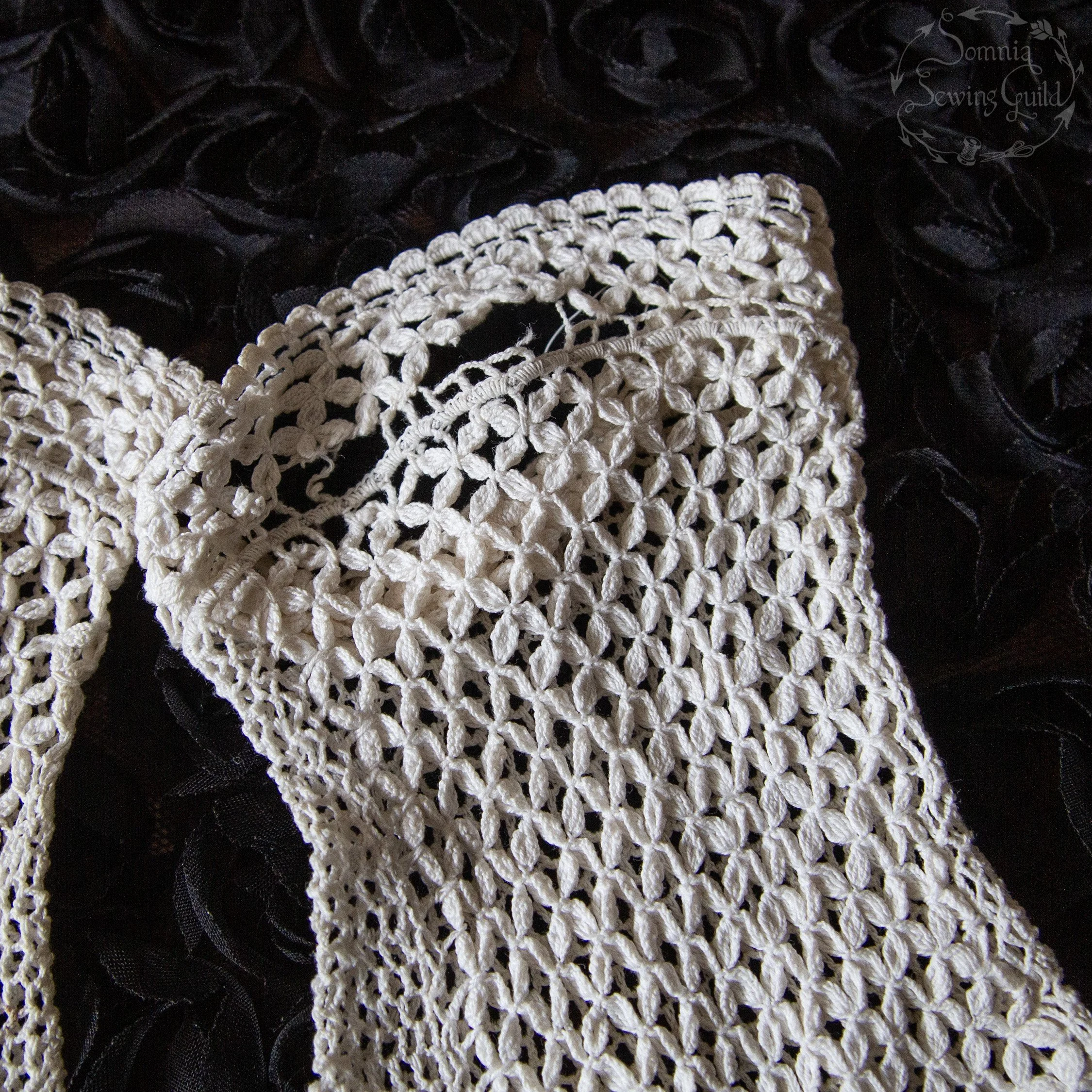 somnia-sewing-guild-gloves-ACGL005IV-004-08-aug-06-02.jpg