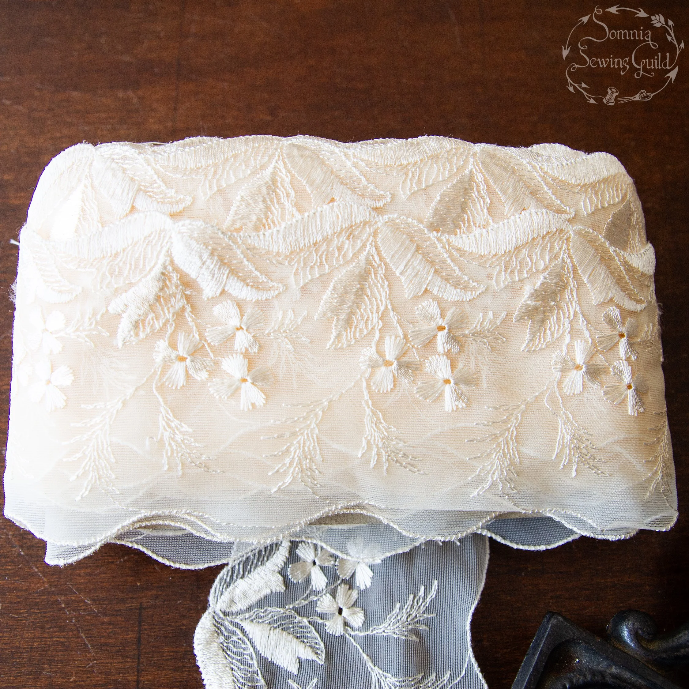 SGG-LA2608paOR-white-separable-2026-08-aug-25-03.jpg (Copy)