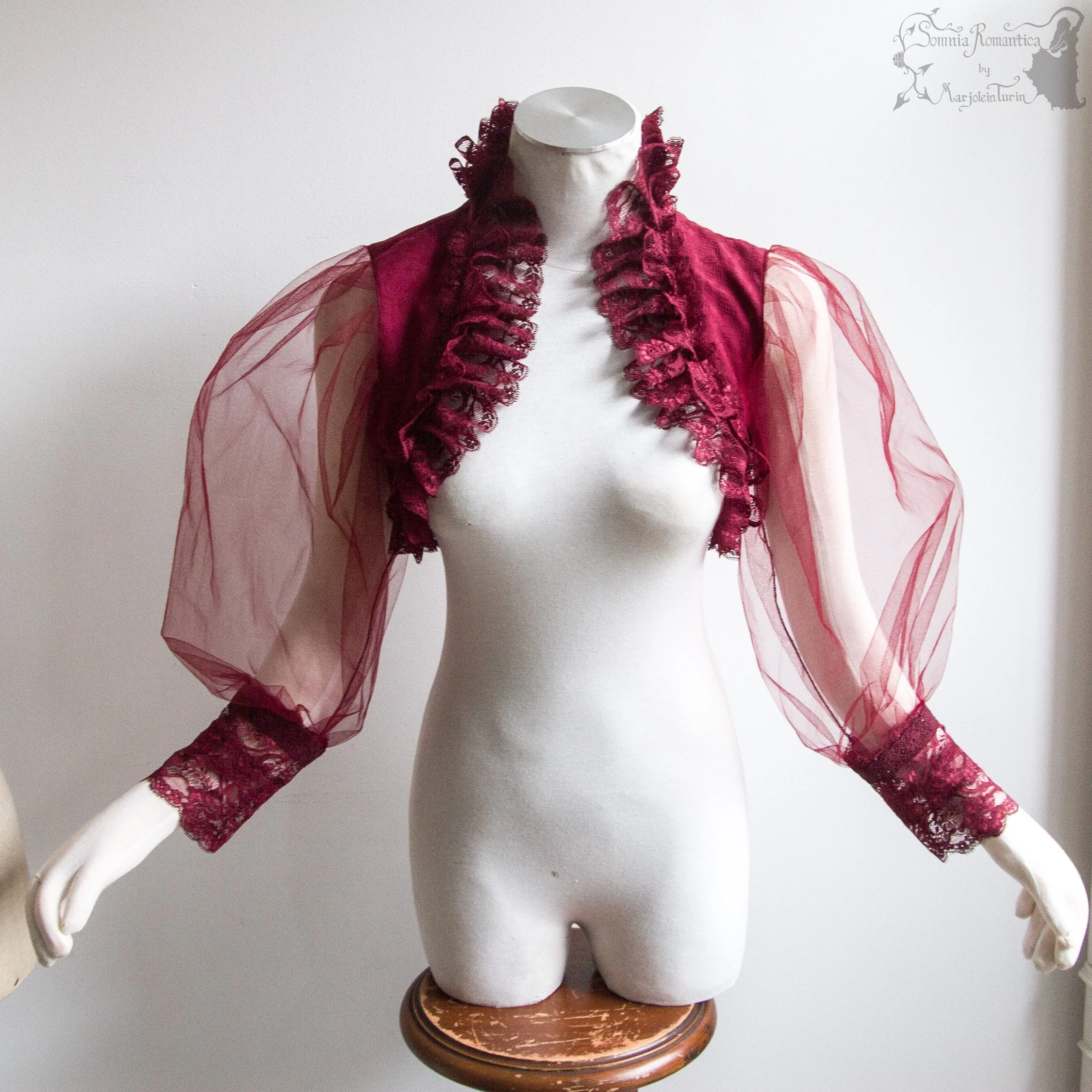 2509SHMRE38puff-somnia-romantica-marjolein-turin-2025-09-sept-18-19.jpg