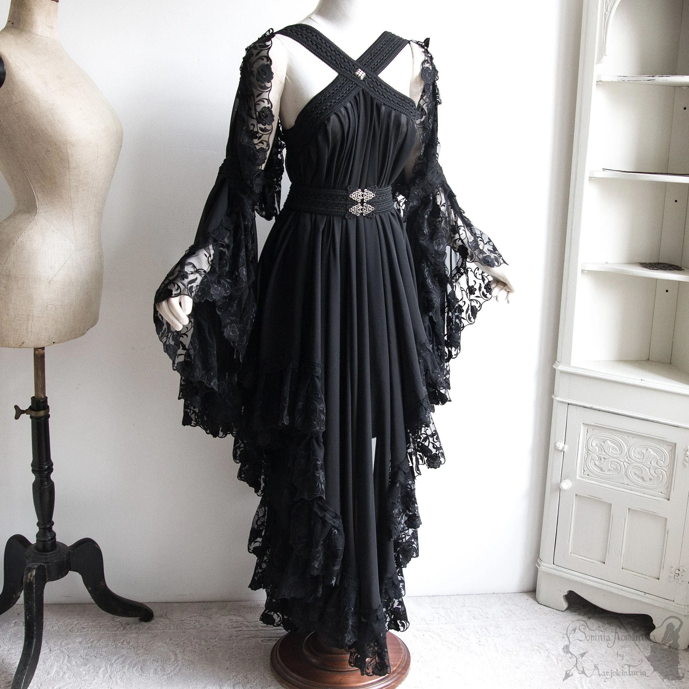 2507DRLBK37-somnia-romantica-marjolein-turin-2025-07-jul-24-13.jpg
