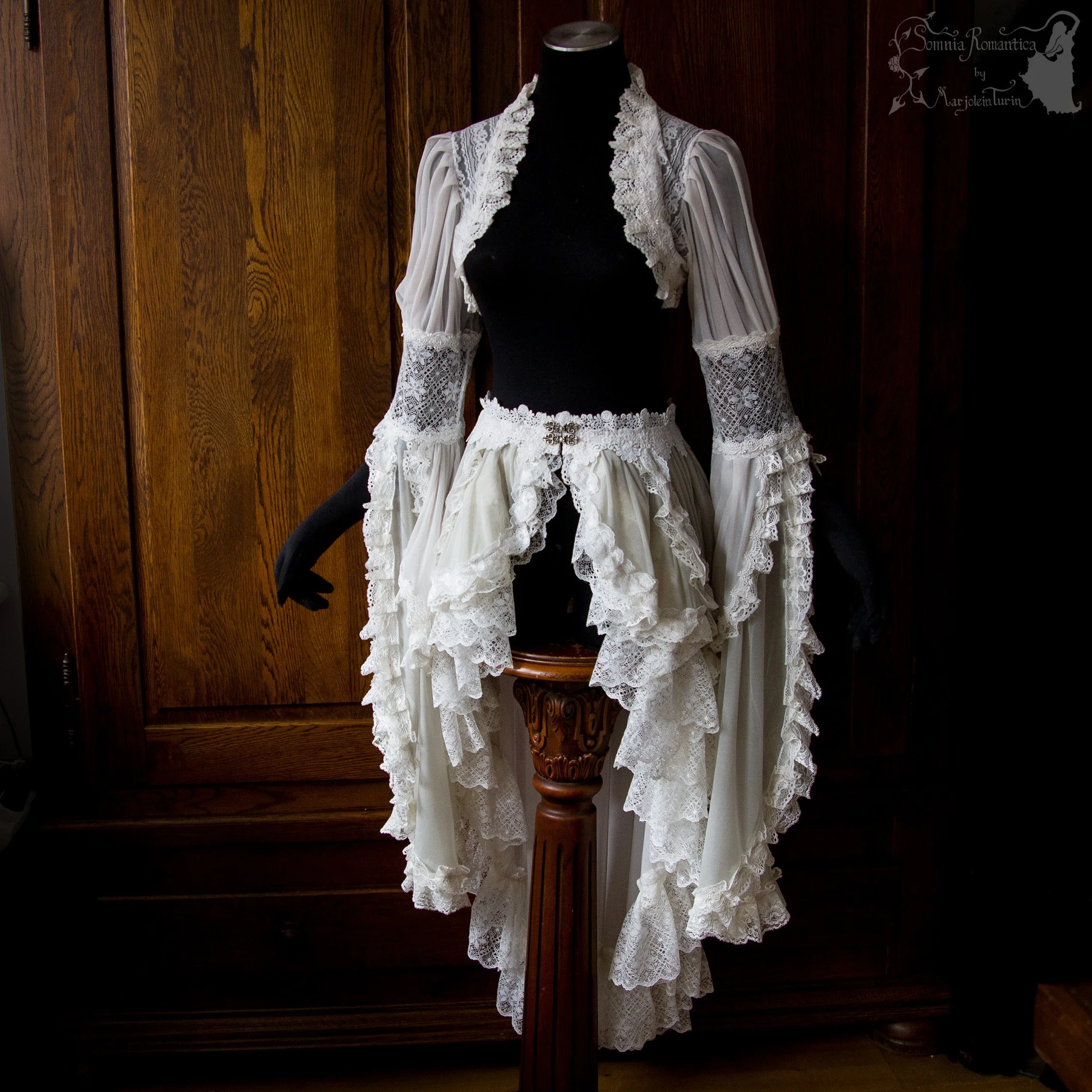 2507DPLSA39-somnia-romantica-marjolein-turin-2025-08-aug-01-14.jpg