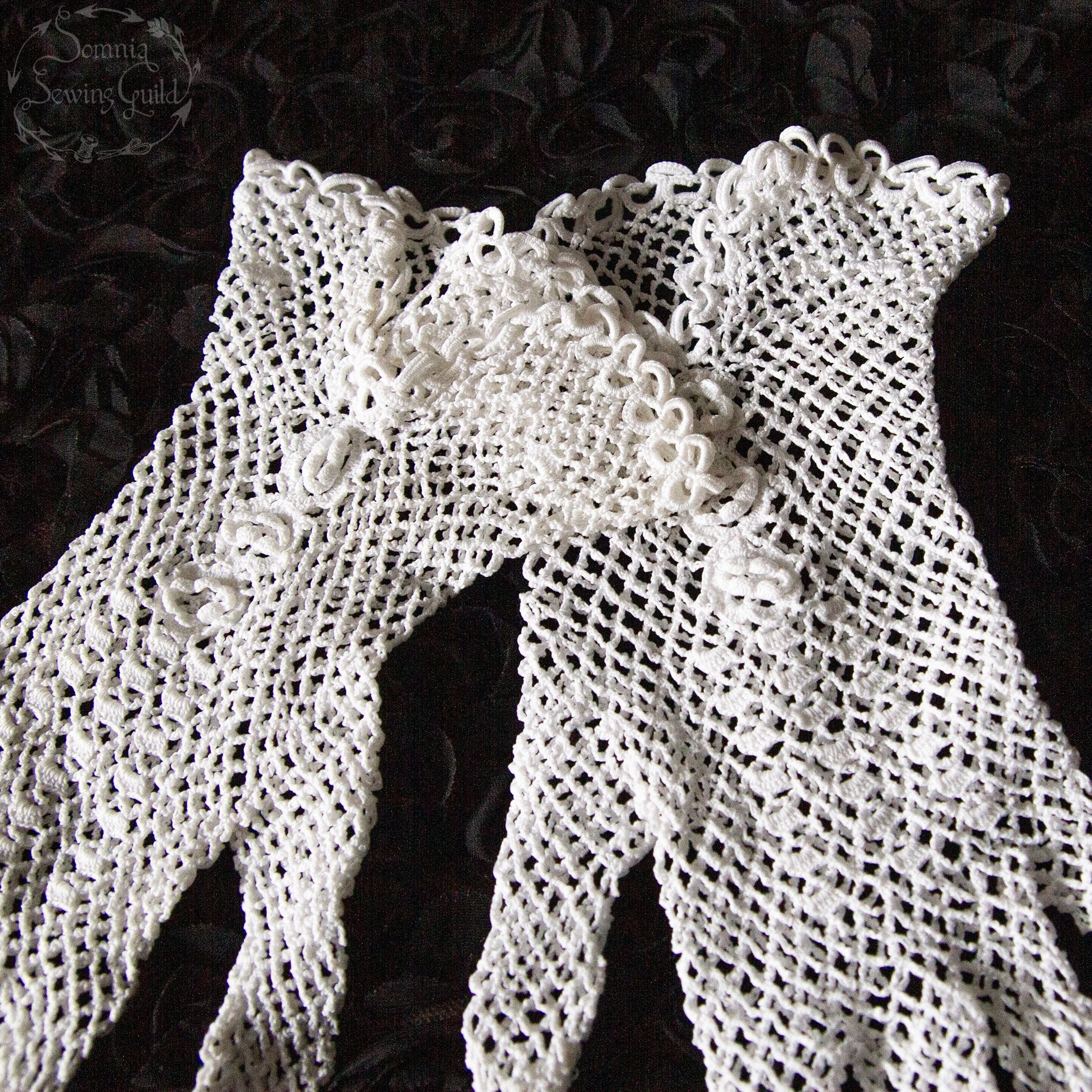 somnia-sewing-guild-gloves-ACGL005OW-006-08-aug-06-02.jpg