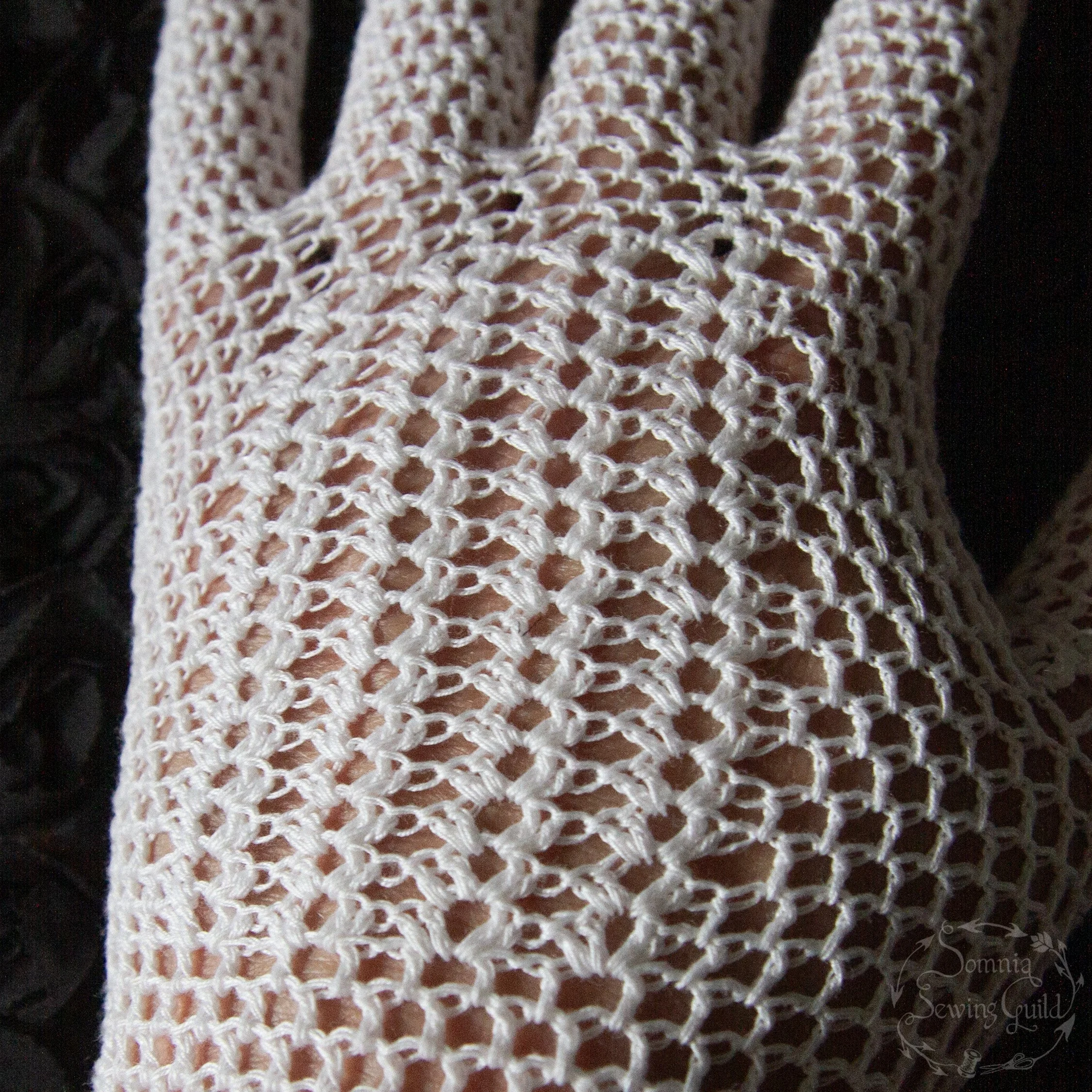 somnia-sewing-guild-gloves-ACGL007OW-08-aug-06-06.jpg