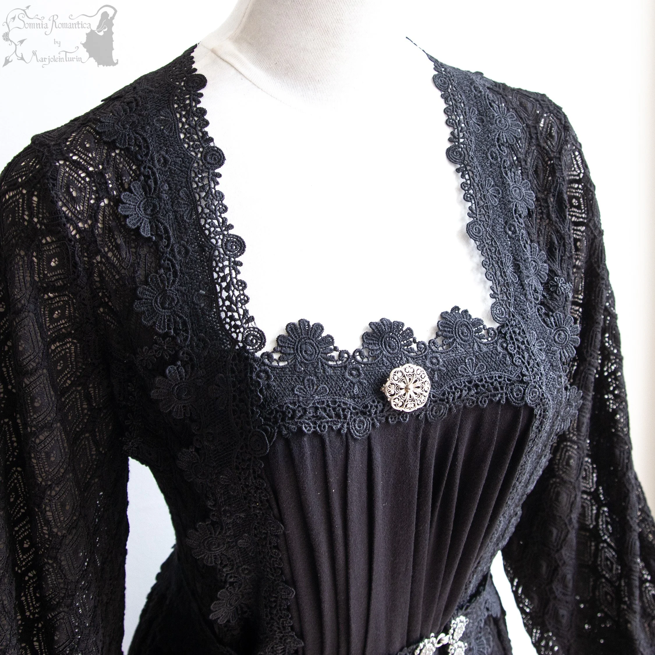 2606DRLBK37-somnia-romantica-marjolein-turin-2026-06-jun-03-04.jpg