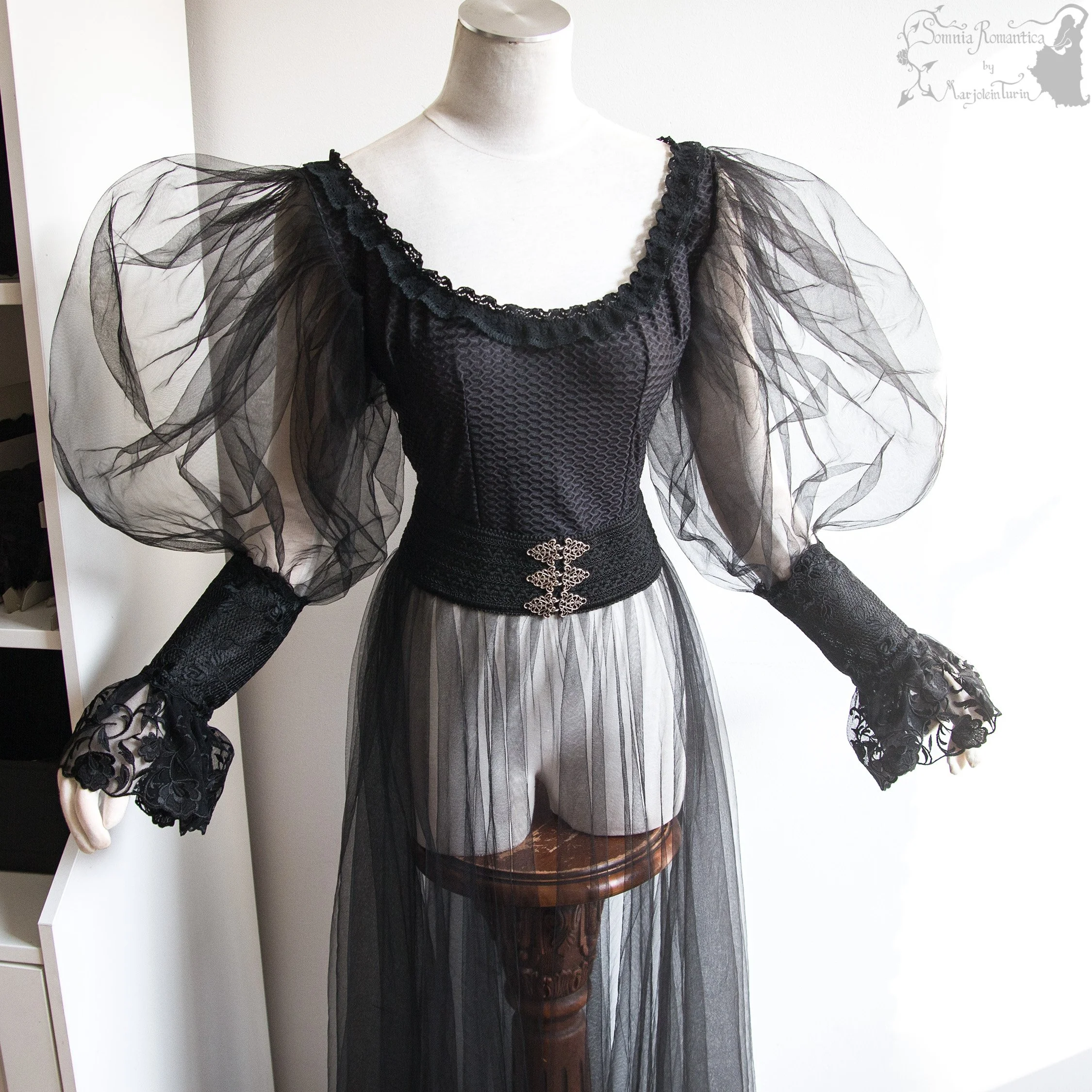 2507DRLBK38-somnia-romantica-marjolein-turin-2025-07-jul-24-07.jpg