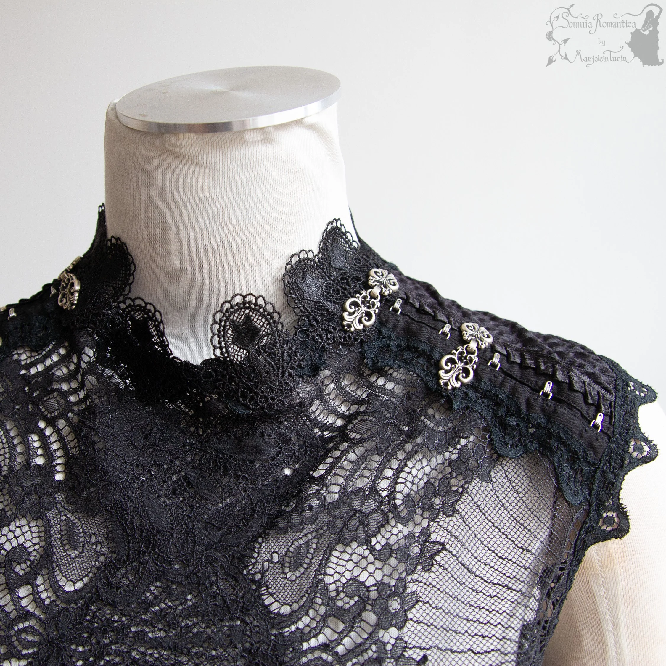 2607TOSBK37lace-somnia-romantica-marjolein-turin-2026-07-jul-28-04.jpg