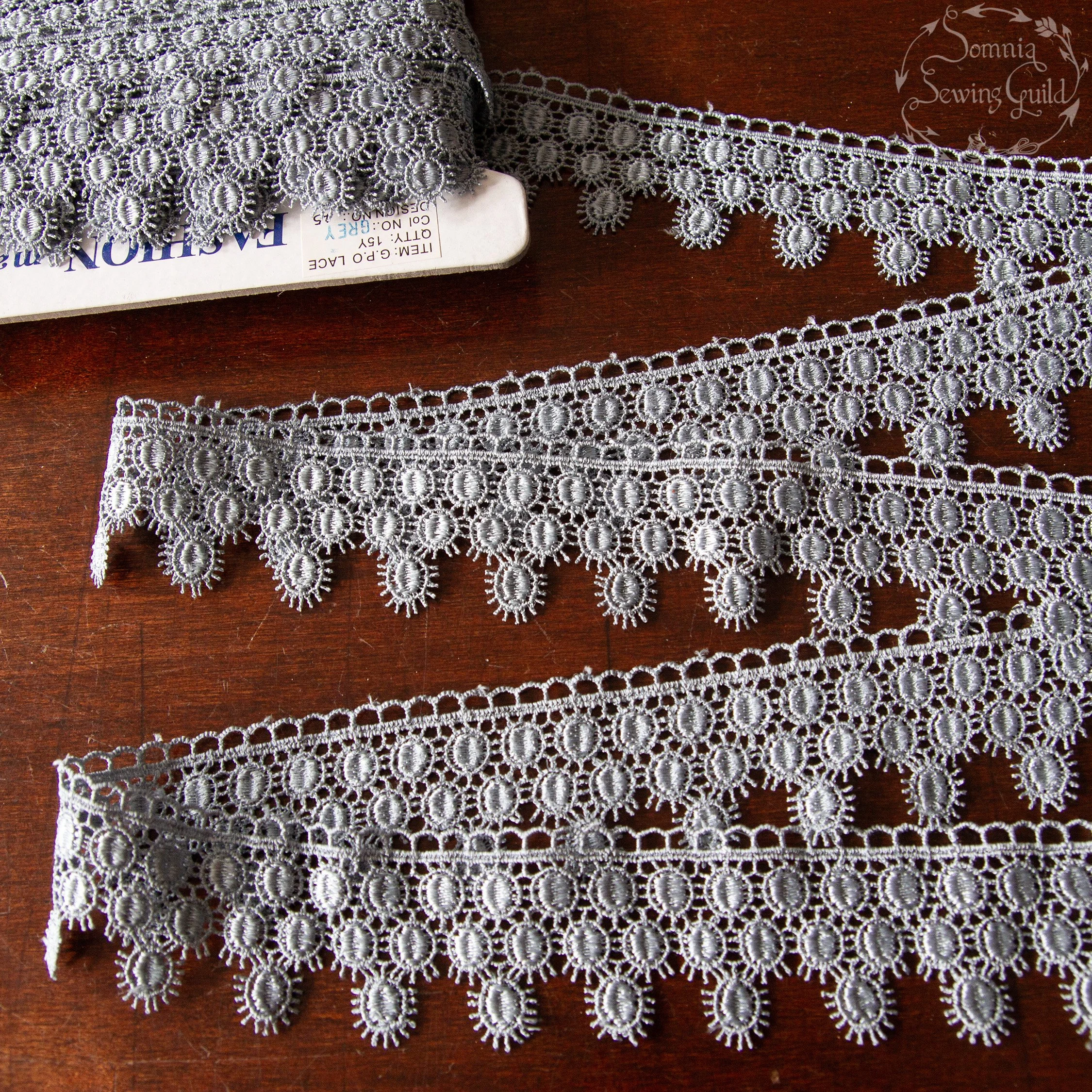 Lace trim abstract l silver grey, lot of 13 yards (12 meter), atelier clearance