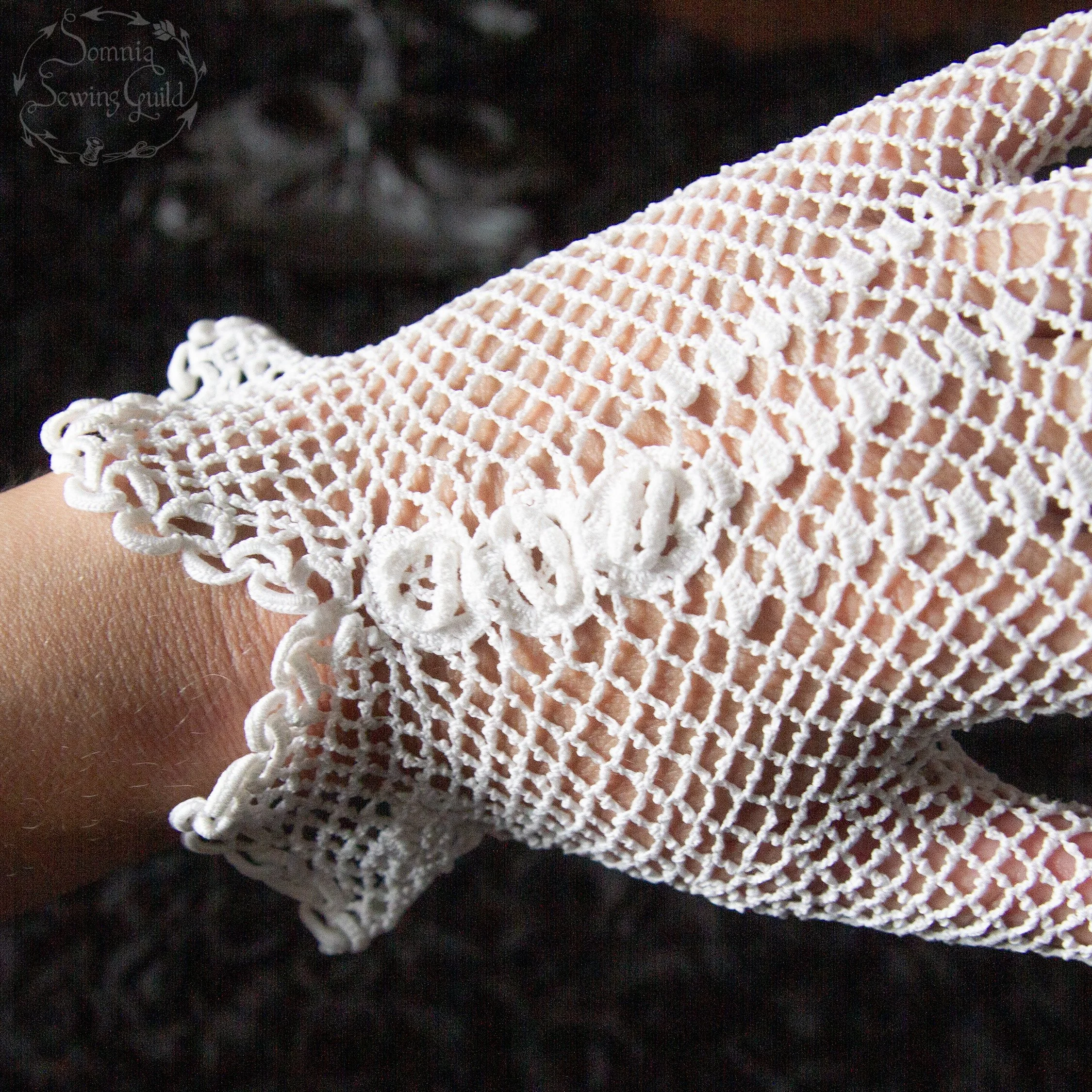 somnia-sewing-guild-gloves-ACGL005OW-006-08-aug-06-06.jpg