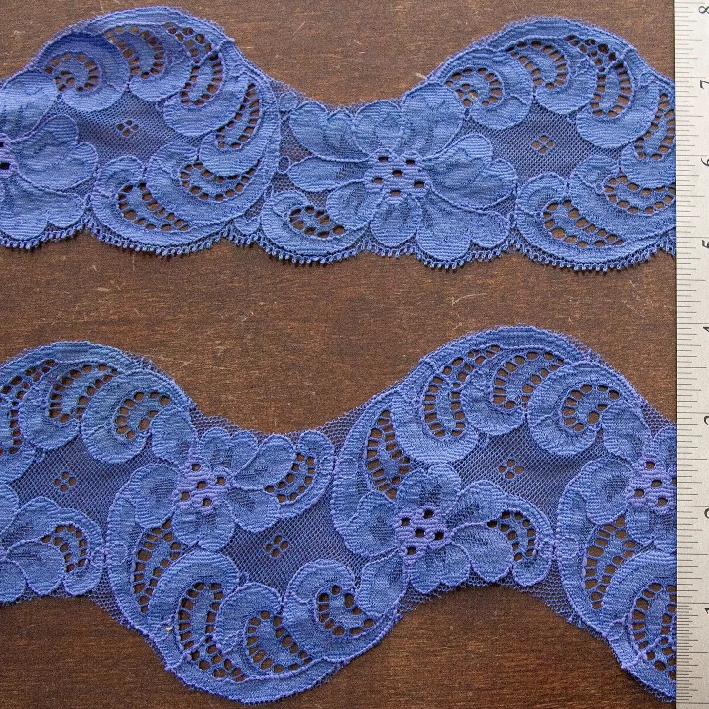 20 + 9 yards SHABBY vintage mid violet blue lace