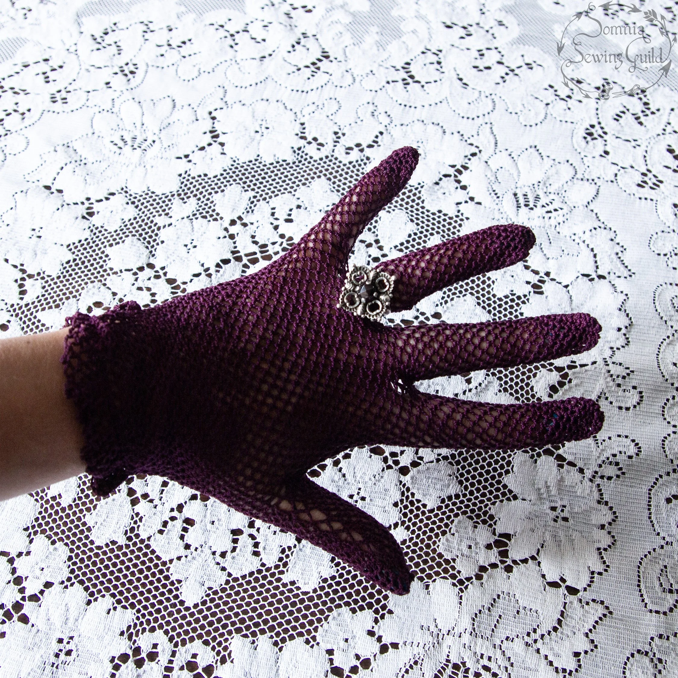 Vintage crocheted gloves, dyed aubergine purple, vintage accessories