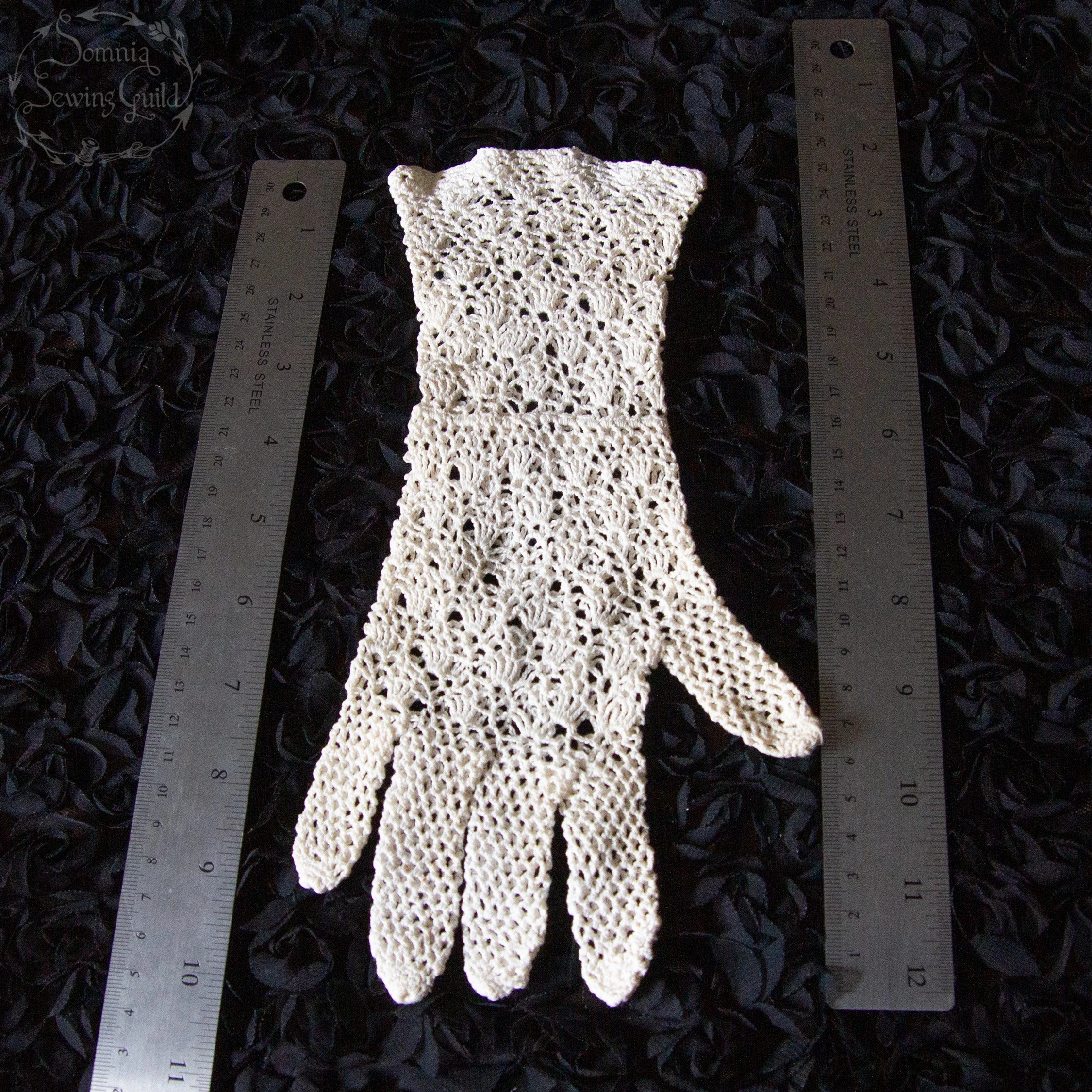 somnia-sewing-guild-gloves-ACGL004IV-004-08-aug-06-06.jpg